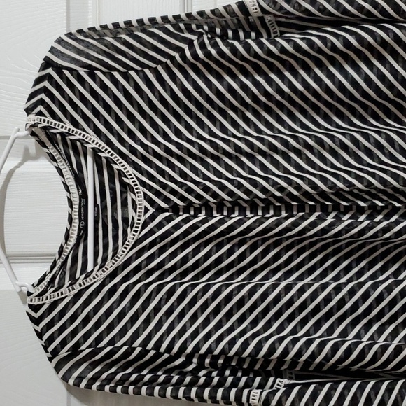 EUC New Directions Petite Striped Sheer Layered Blouse Size PS - Picture 2 of 9